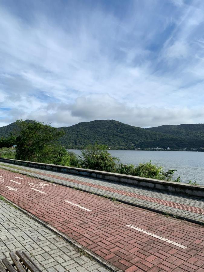 Casa Paradisiaca Na Lagoa Da Conceicao Florianópolis Exterior foto